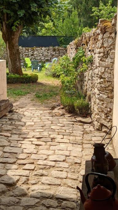 Logis Des Fees, Spa, Piscine Et Jardin Baugé Esterno foto