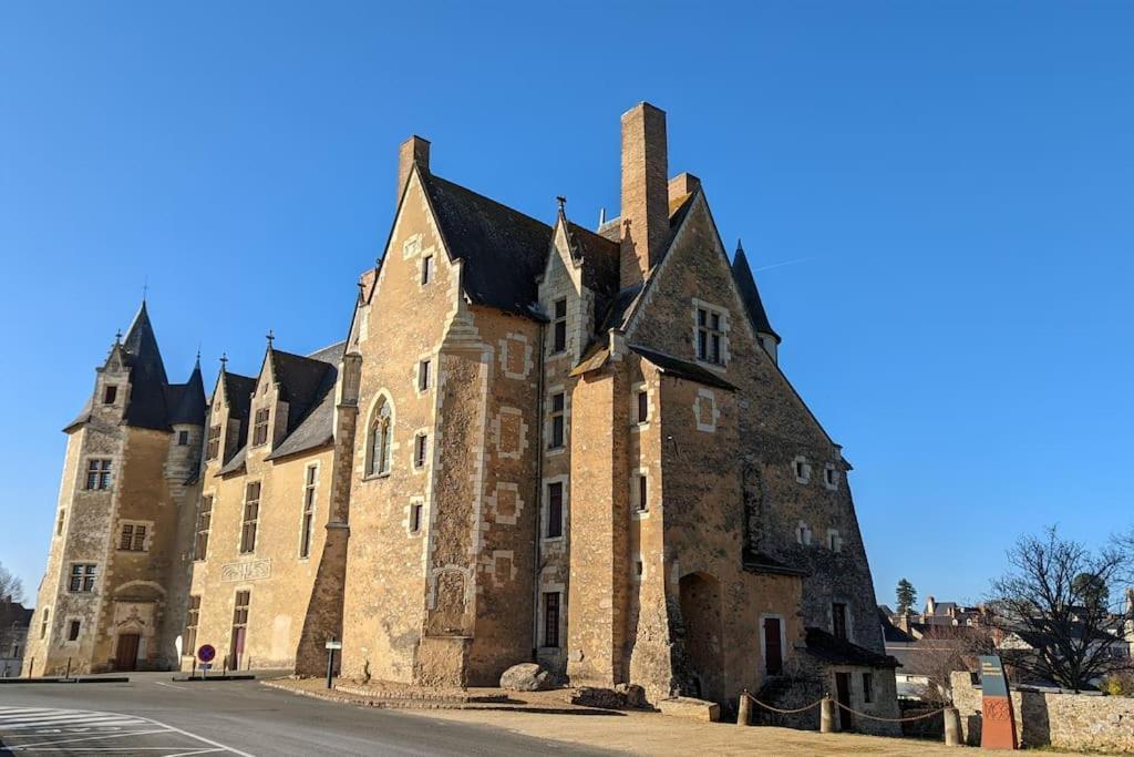 Logis Des Fees, Spa, Piscine Et Jardin Baugé Esterno foto